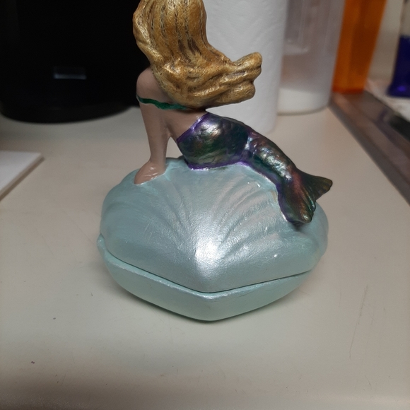 Hand painted Mermaid Trinket - Picture 4 of 10